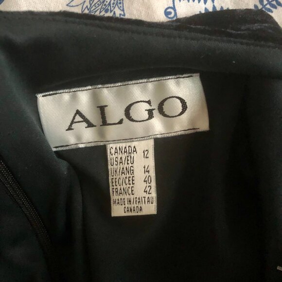 Algo Vintage Black Velvet Dress / Nightwear / Cocktail Dress Size 12 Canada - Picture 8 of 9